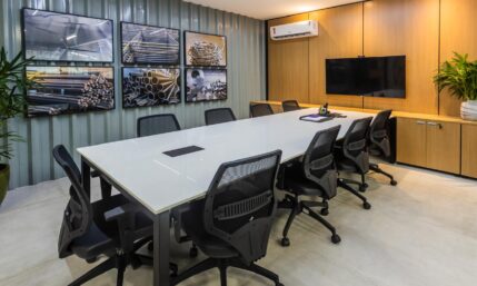 Duas empresas, o mesmo projeto de R$ 400 mil. Cinco anos depois, a conta ficou muito diferente